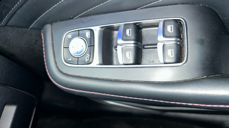 MG Hs 1.5 T-GDI Exclusive 5dr Petrol Hatchback